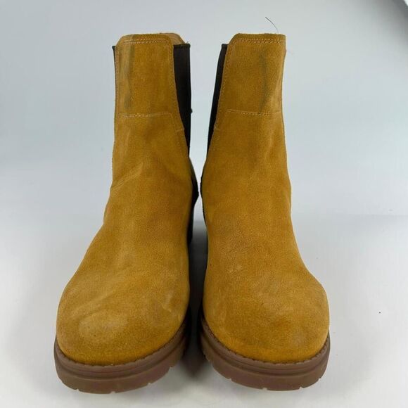 COLE HAAN Womens Goring Camea Round Toe Bootie US 9.5 Block Heel Leather Chelsea - Picture 2 of 12